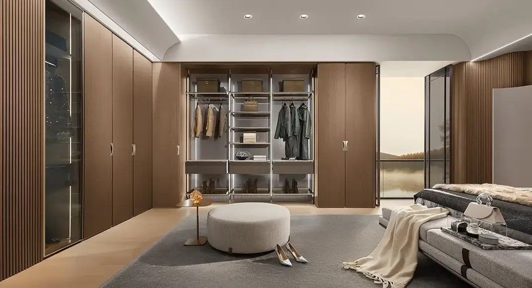 خزائن الملابس